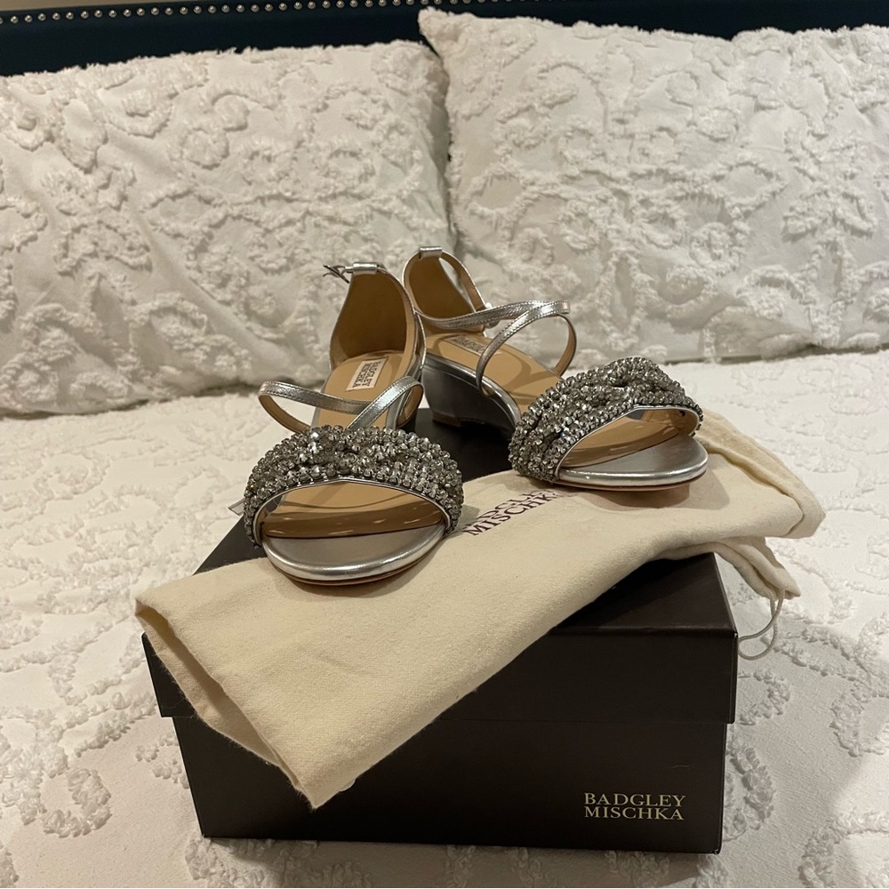 Badgley Mischka silver wedge sandals